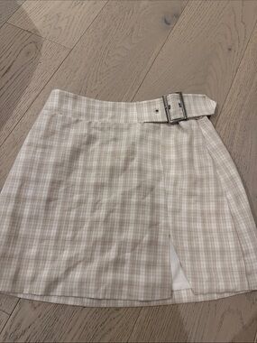 Forever 21 Beige Plaid Mini Skirt with Buckle